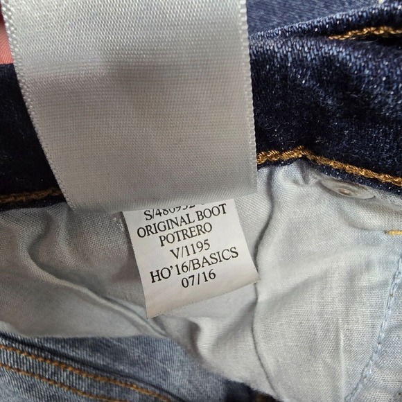 Old Navy Jeans Womens 8 Short (Fits 31x25.5) Blue Bootcut Mid Rise Denim Y2K - Picture 9 of 15